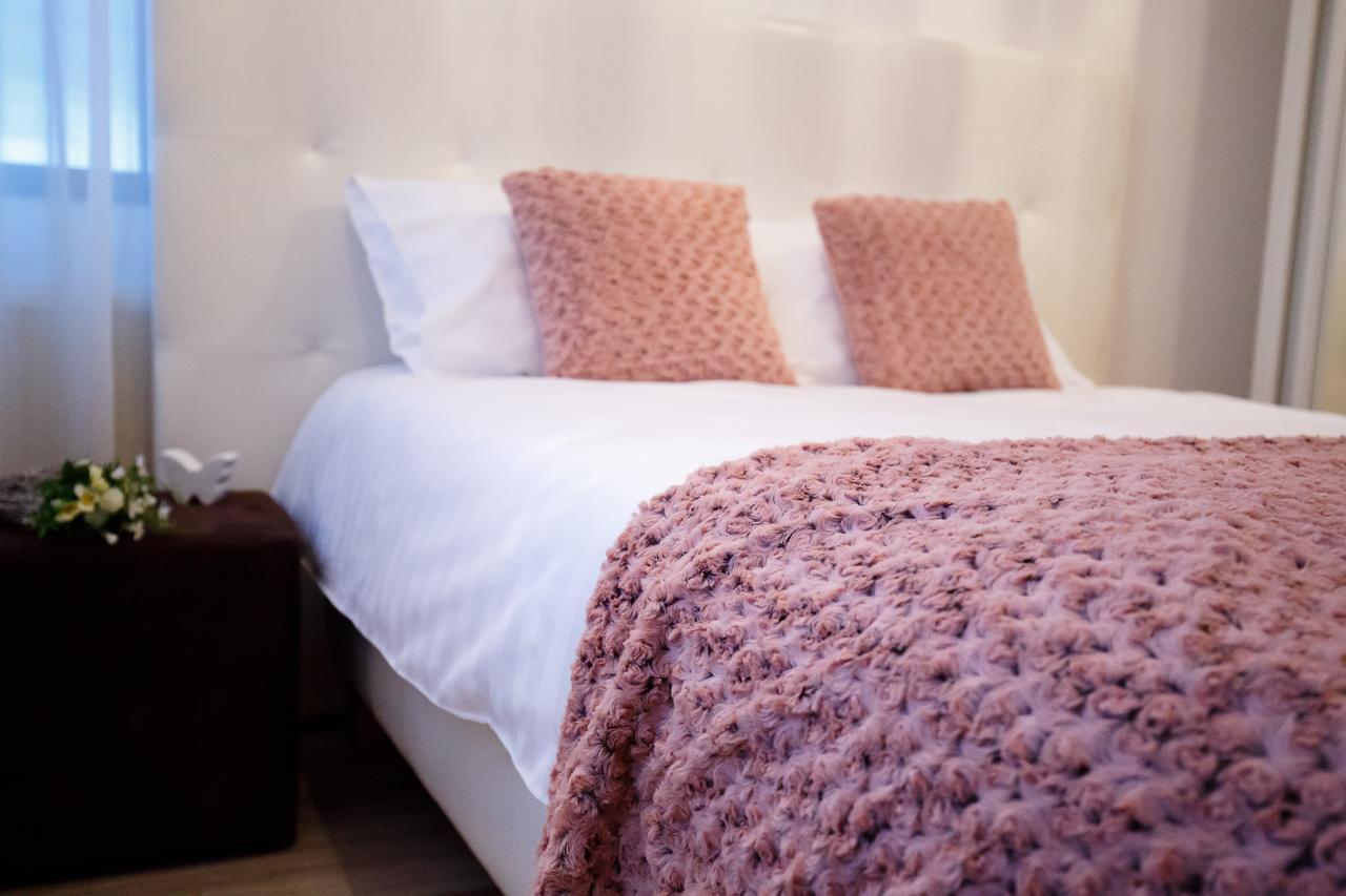 Metropolitan Iassium Luxury Suites 3*
